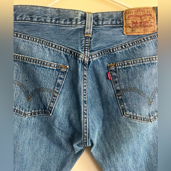 Levi's Other - SIZE 32x30 Men’s Levis 501 Pants Denim Medium Blue Jeans Button Fly